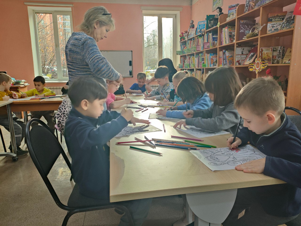 Малыши Чехова готовятся поздравлять зимнего волшебника Малыши Чехова готовятся поздравлять зимнего волшебника