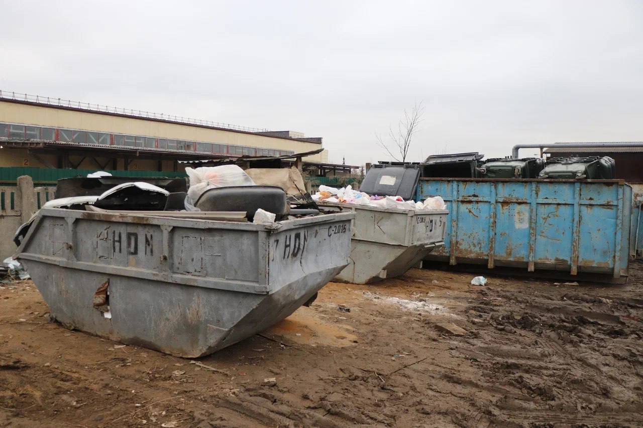 В Мытищах провели обход «промзоны» в деревне Беляниново В Мытищах провели обход «промзоны» в деревне Беляниново