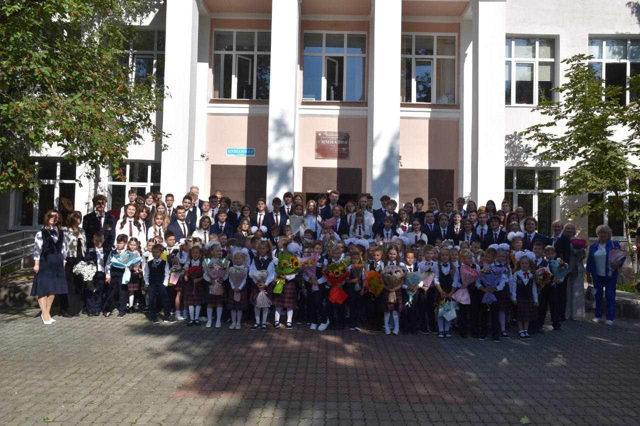 Школы Жуковского одни из первых получили знак качества от Рособрнадзора