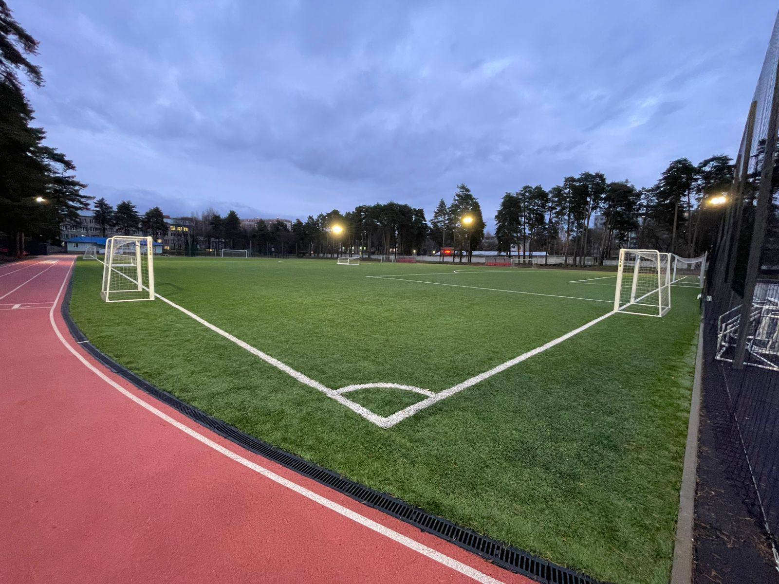 Стадион «Торпедо» преображается