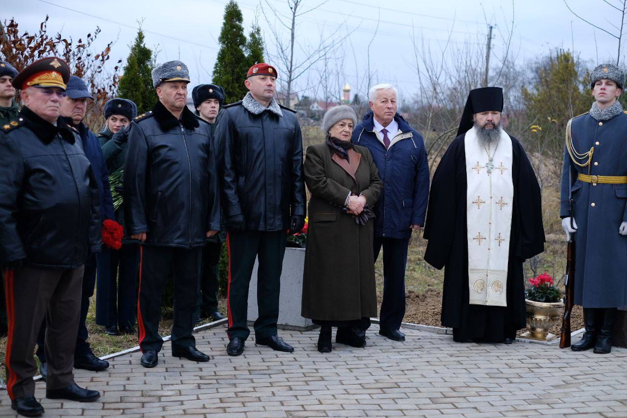 В Московской области торжественно открыли бюст генерал-полковнику Юрию Васильевичу Шаталину В Московской области торжественно открыли бюст генерал-полковнику Юрию Васильевичу Шаталину