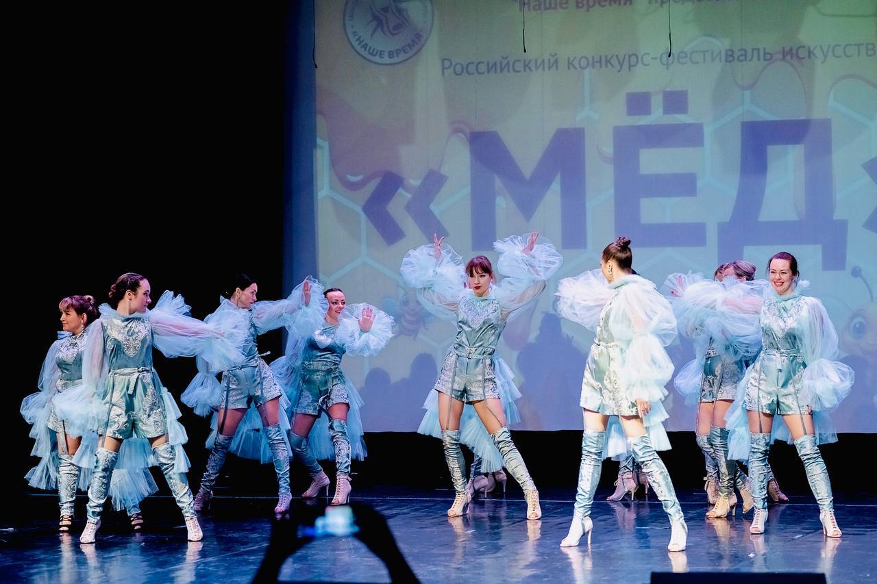 Танцевальный коллектив из Реутова успешно открыл новый конкурсный сезон Танцевальный коллектив из Реутова успешно открыл новый конкурсный сезон