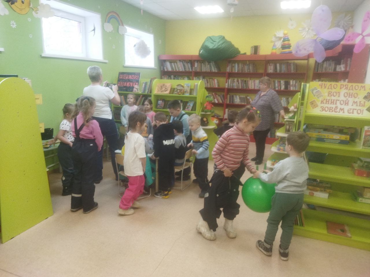 «Для почемучек». Инфо час «Для почемучек», в рамках Дня словарей и энциклопедий прошел в Любучанской сельской библиотеке 13 ноября 2025 года «Для почемучек». Инфо час «Для почемучек», в рамках Дня словарей и энциклопедий прошел в Любучанской сельской библиотеке 13 ноября 2025 года