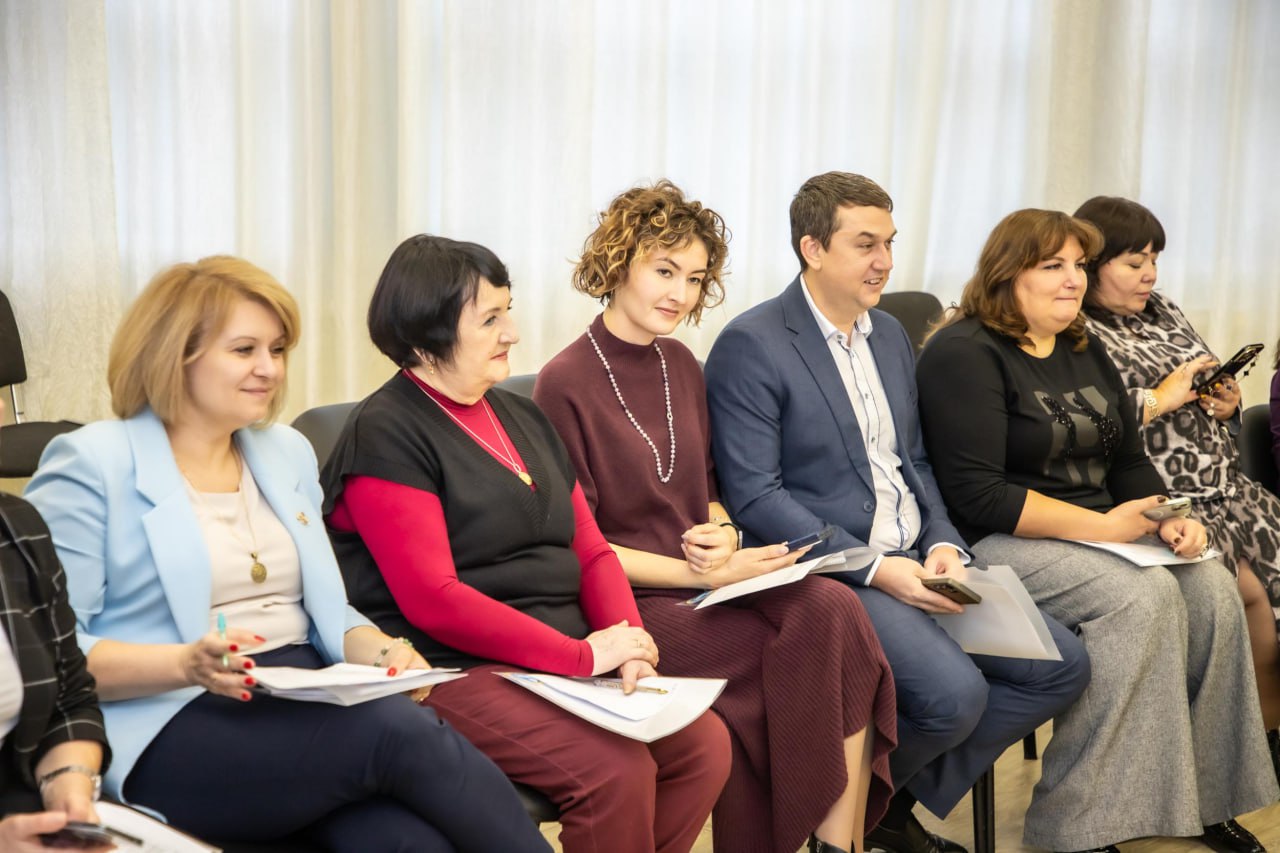 В округе Пушкинский продолжается муниципальный конкурс профессионального мастерства «Педагог года – 2025/2026» В округе Пушкинский продолжается муниципальный конкурс профессионального мастерства «Педагог года – 2025/2026»