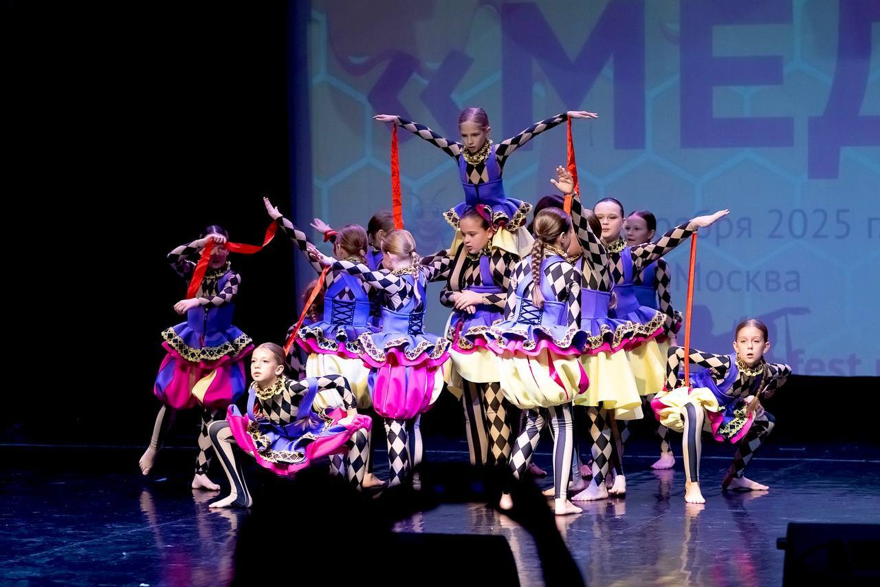 Танцевальный коллектив из Реутова успешно открыл новый конкурсный сезон Танцевальный коллектив из Реутова успешно открыл новый конкурсный сезон