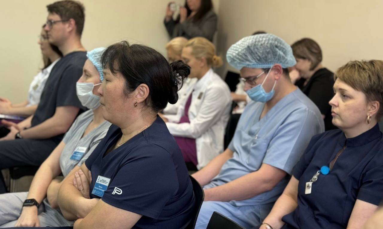 В Видновской клинической больнице состоялась встреча сотрудников с заместителем Видновского городского прокурора Александром Саломаткиным, посвященная актуальной теме мошенничества В Видновской клинической больнице состоялась встреча сотрудников с заместителем Видновского городского прокурора Александром Саломаткиным, посвященная актуальной теме мошенничества