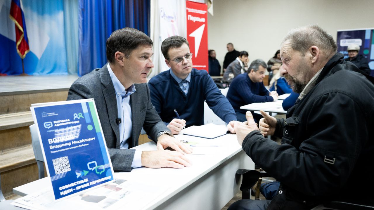 Владимир Волков: Воспитательно-образовательный комплекс в составе школы на 1500 мест и детсада на 200 мест откроется в Октябрьском (ул Владимир Волков: Воспитательно-образовательный комплекс в составе школы на 1500 мест и детсада на 200 мест откроется в Октябрьском (ул