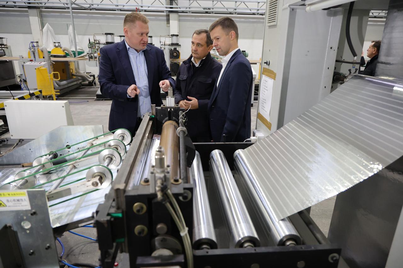 Также в Балашихе с Сергеем Юровым посетили компанию «Гравис», которая на рынке уже 22 года