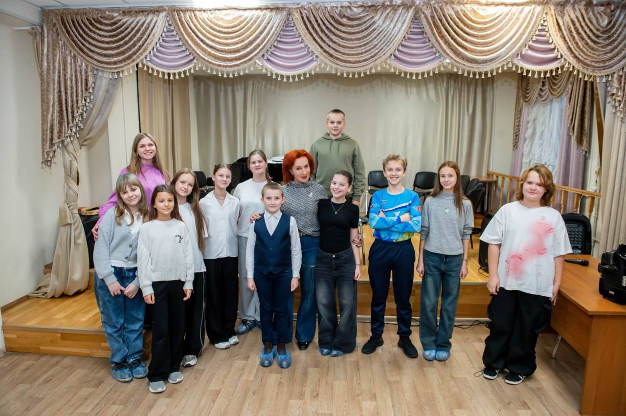 Татьяна Витушева: В рамках рабочего выезда посетила и Павло-Слободский ДК – место, которое хорошо известно и любимо многими жителями села