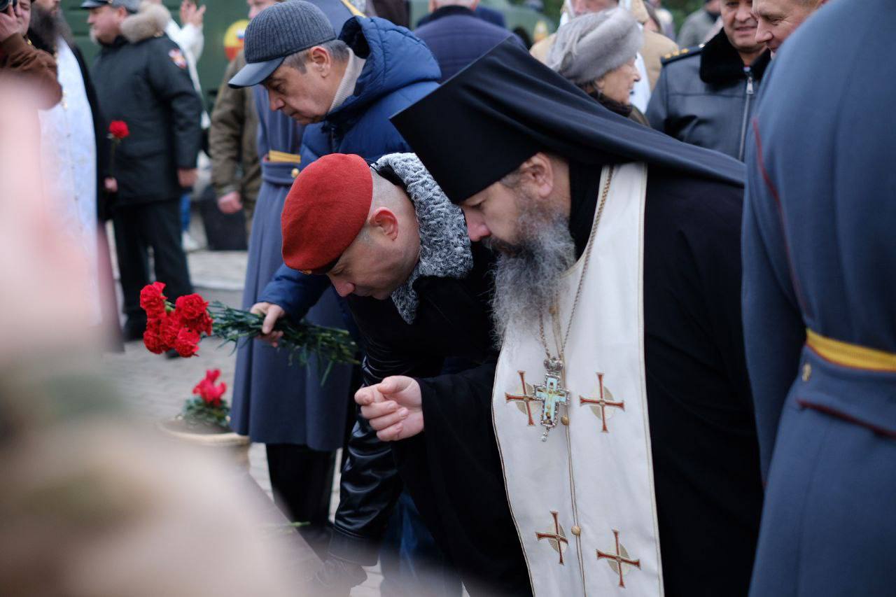 В Московской области торжественно открыли бюст генерал-полковнику Юрию Васильевичу Шаталину В Московской области торжественно открыли бюст генерал-полковнику Юрию Васильевичу Шаталину