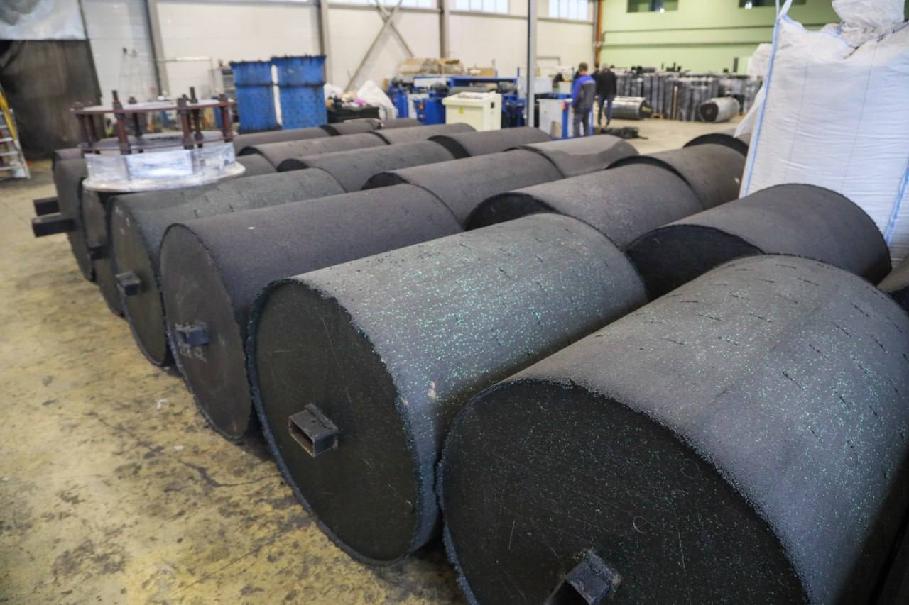 Руководитель Ассоциации ветеранов СВО Александр Волков, представители администрации округа и Центра поддержки участников СВО посетили предприятия, расположенные в селе Сватково в муниципальном индустриальной парке М8 Руководитель Ассоциации ветеранов СВО Александр Волков, представители администрации округа и Центра поддержки участников СВО посетили предприятия, расположенные в селе Сватково в муниципальном индустриальной парке М8