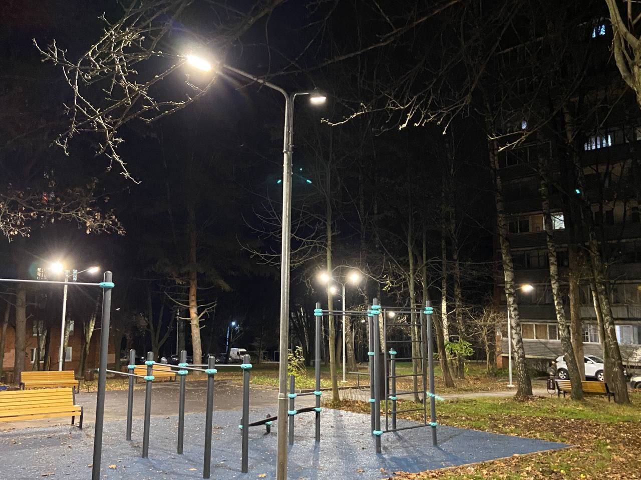 В Городском округе Серпухов продолжается реализация программы по модернизации уличного освещения В Городском округе Серпухов продолжается реализация программы по модернизации уличного освещения