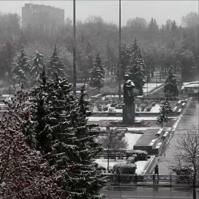 С первым снегом, Домодедово! Пусть он принесёт хорошее настроение