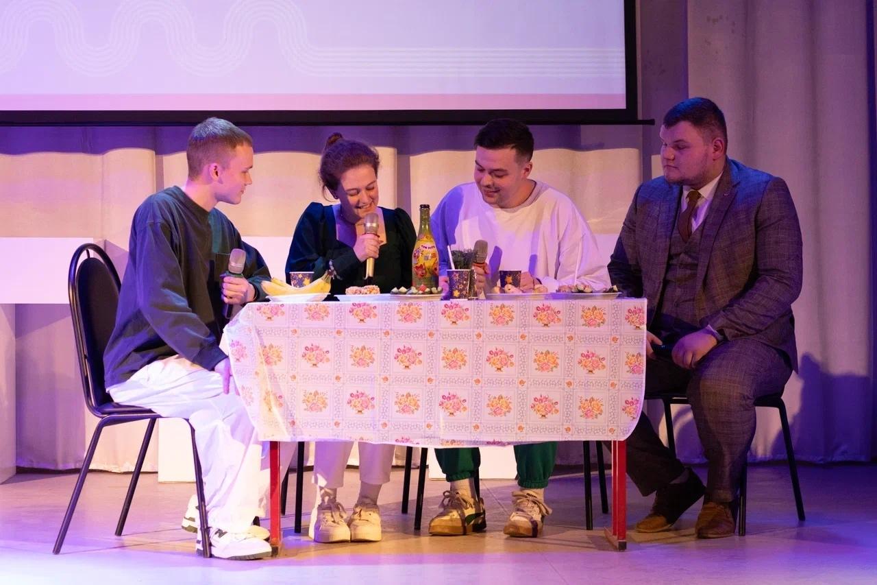 В Гжельском государственном университете стартовал четвертьфинал сезона местной Лиги КВН В Гжельском государственном университете стартовал четвертьфинал сезона местной Лиги КВН