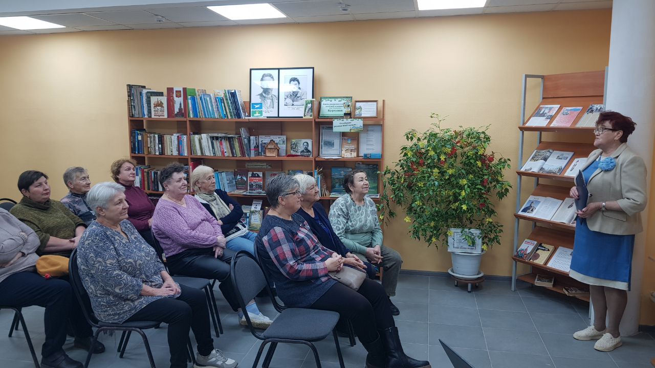 Столбовские долголеты погрузились в мир поэзии