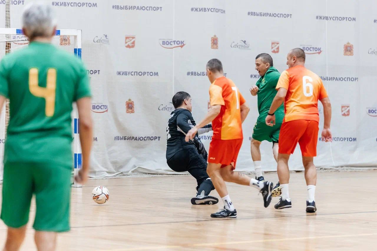 Во Дворце спорта «Восток» прошёл 22-й турнир по мини-футболу, посвящённый памяти мастера спорта СССР Василия Чавкина Во Дворце спорта «Восток» прошёл 22-й турнир по мини-футболу, посвящённый памяти мастера спорта СССР Василия Чавкина