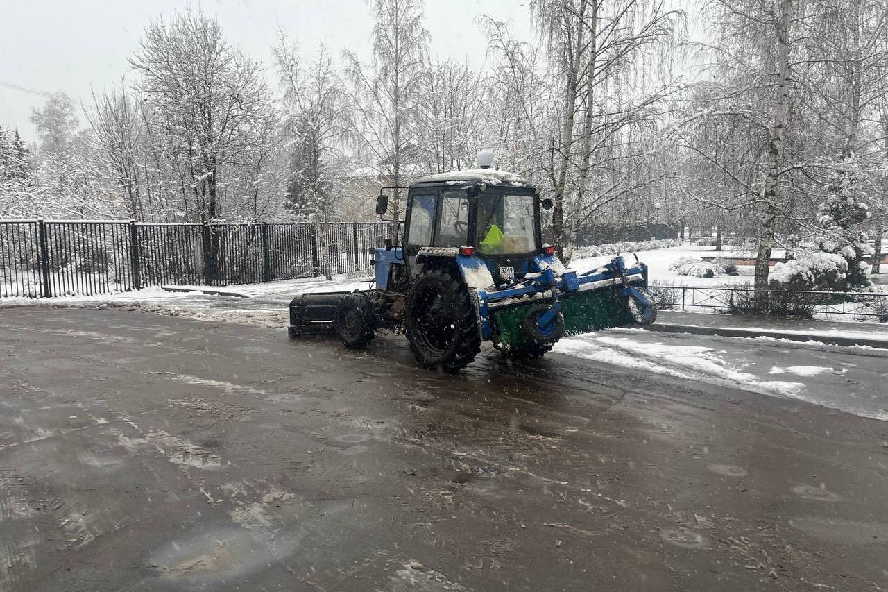 Юлия Купецкая: Мытищинские коммунальные службы встретили первые снежные осадки Юлия Купецкая: Мытищинские коммунальные службы встретили первые снежные осадки