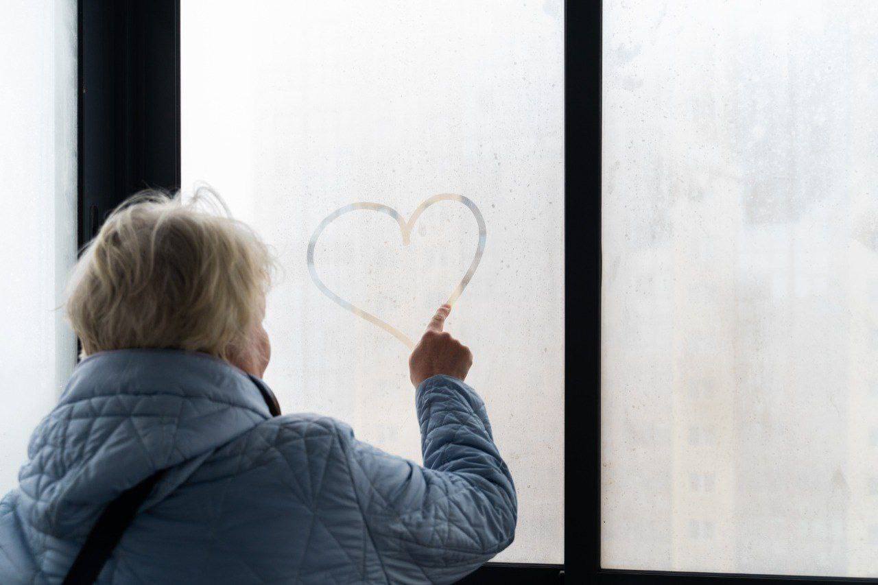 Жителям аварийных домов Жуковского вручили ключи от новых квартир Жителям аварийных домов Жуковского вручили ключи от новых квартир