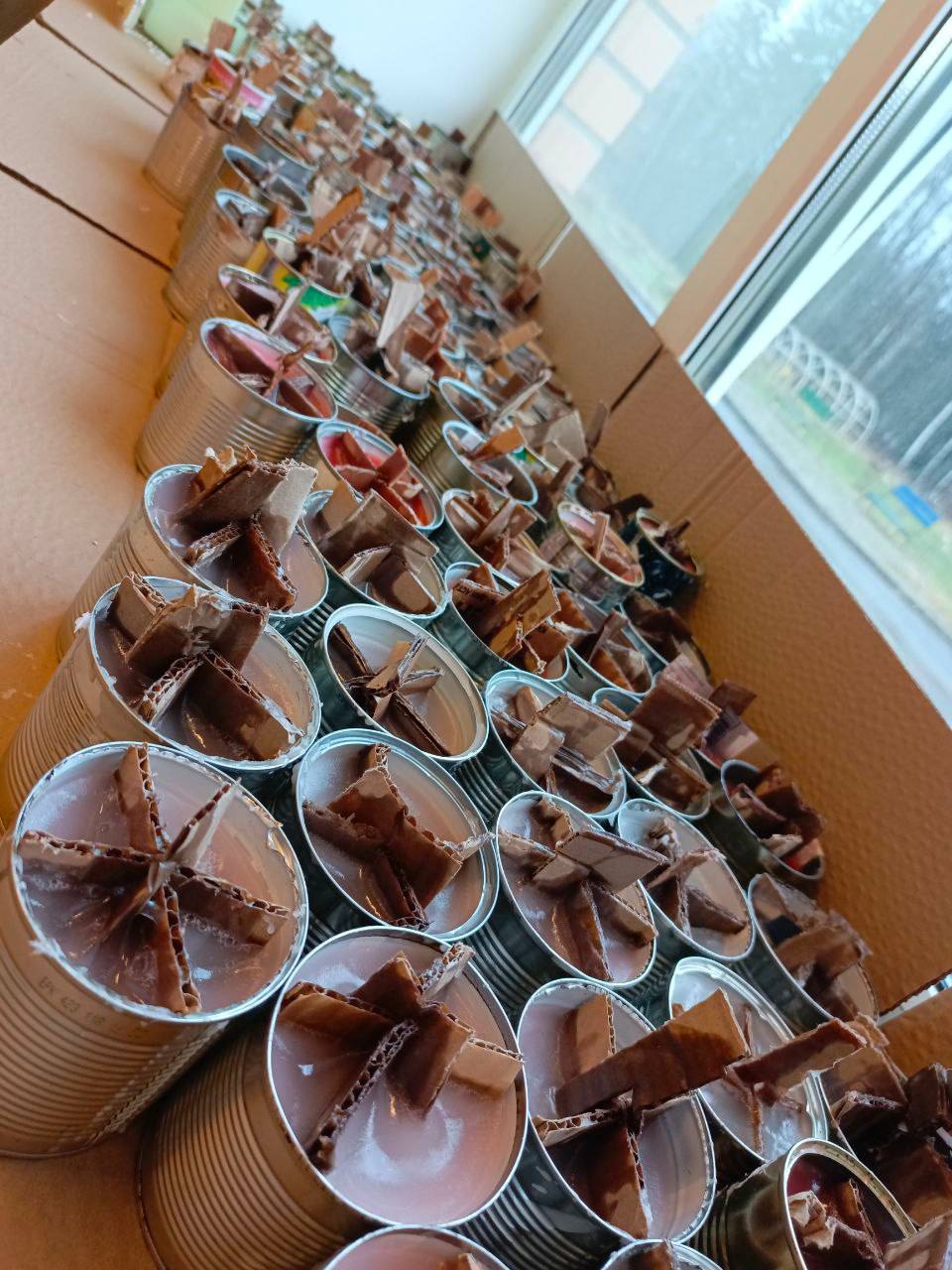 В рамках патриотического воспитания ученики МБОУ Любучанской СОШ м. о. Чехов продолжают изготовлять окопные свечи — простого, но важного средства для обогрева и освещения в полевых условиях В рамках патриотического воспитания ученики МБОУ Любучанской СОШ м. о. Чехов продолжают изготовлять окопные свечи — простого, но важного средства для обогрева и освещения в полевых условиях