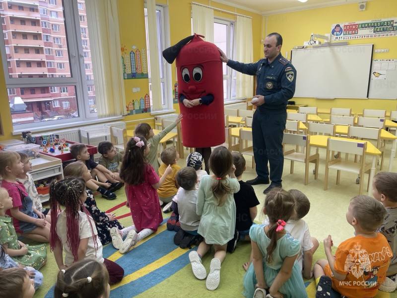 Учим детей правилам пожарной безопасности