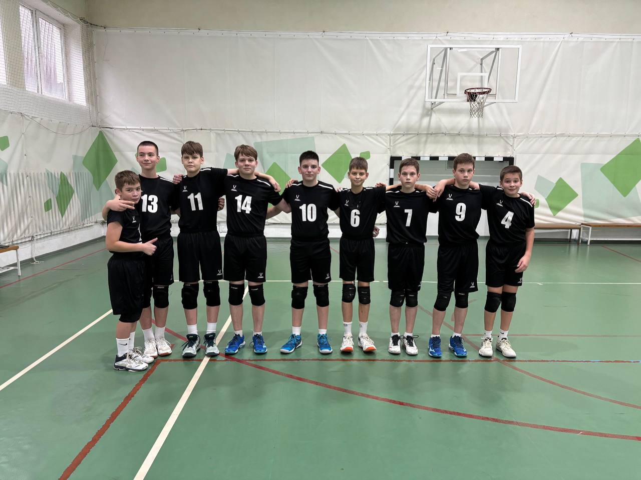 С 10 по 12 ноября в пансионате «Солнечная поляна» Одинцовского городского округа состоялся очередной тур Первенства Московской области по волейболу среди юношей 2012-2013 годов рождения С 10 по 12 ноября в пансионате «Солнечная поляна» Одинцовского городского округа состоялся очередной тур Первенства Московской области по волейболу среди юношей 2012-2013 годов рождения