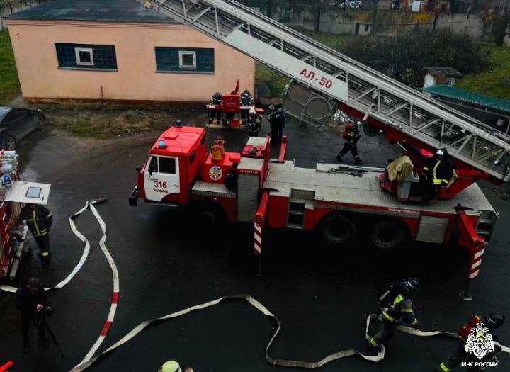 Пожарно-тактические учения на объекте производственного назначения Пожарно-тактические учения на объекте производственного назначения
