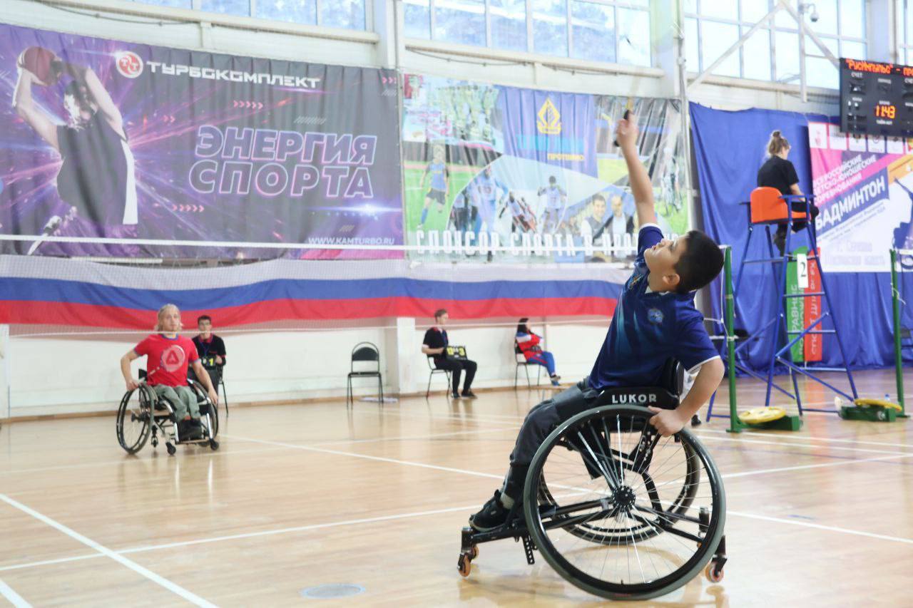 Сегодня во дворце спорта «Импульс» в Протвино стартовали всероссийские соревнования по бадминтону среди лиц с поражением опорно-двигательного аппарата