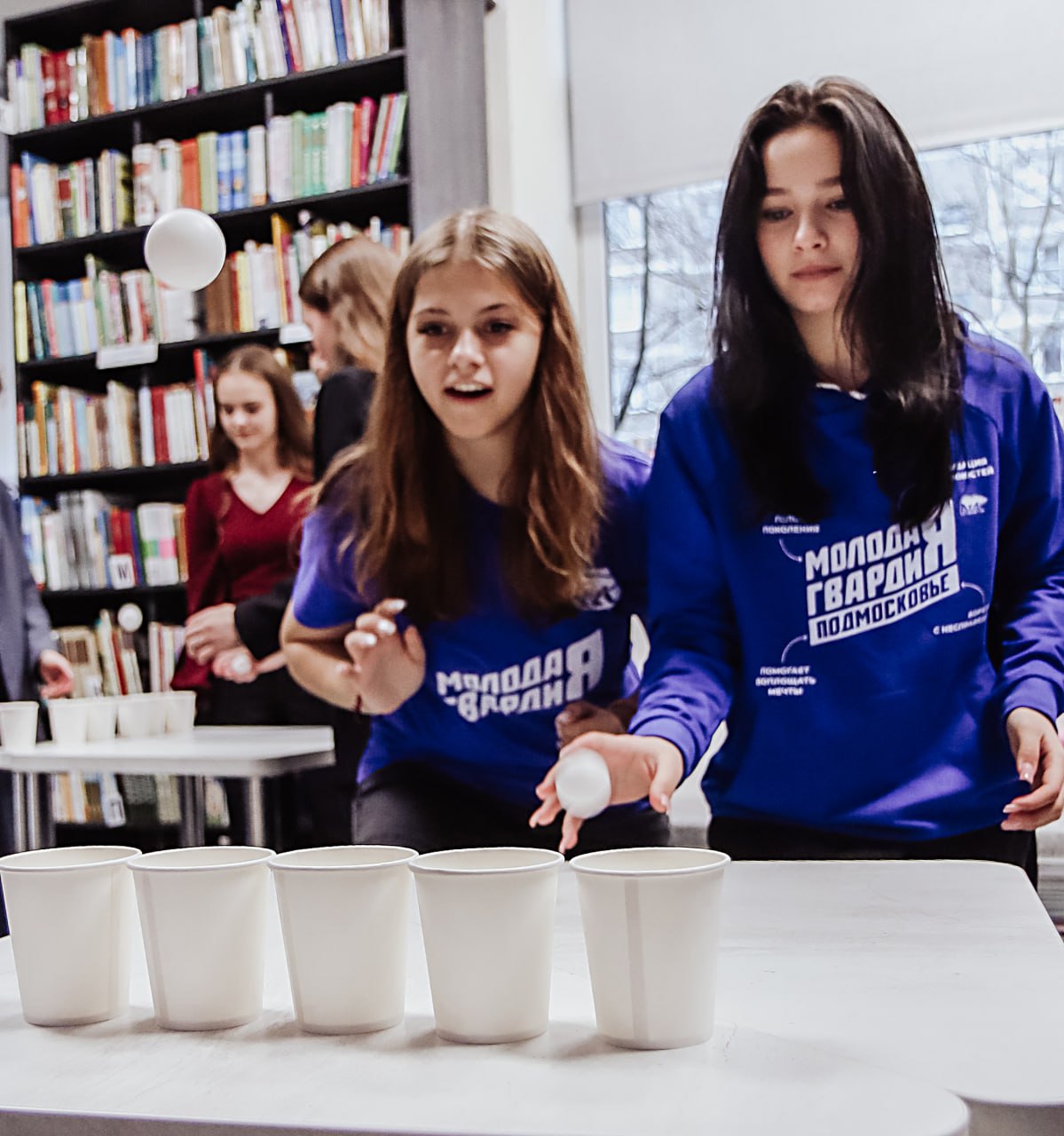 Молодогвардейцы отметили 20-летний юбилей в чеховской библиотеке Молодогвардейцы отметили 20-летний юбилей в чеховской библиотеке