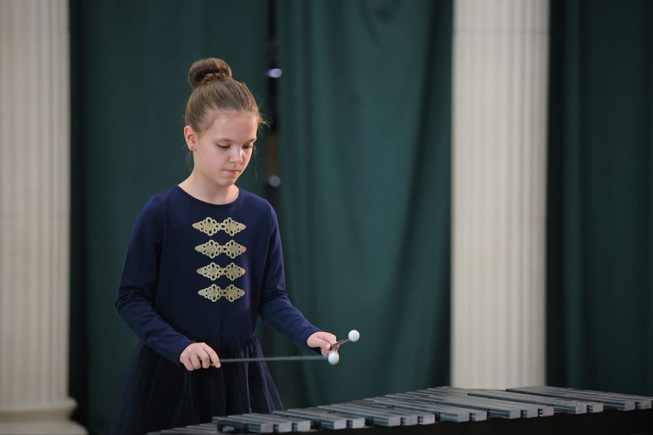 Сотню серпуховичей посвятили в первоклассники Сотню серпуховичей посвятили в первоклассники