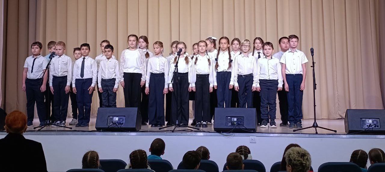 Сегодня в нашем районе проходил третий день конкурса хоровых коллективов "Поющее Подмосковье"