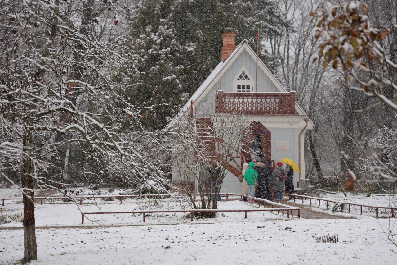 Первый снег в Мелихове! Скоро зима