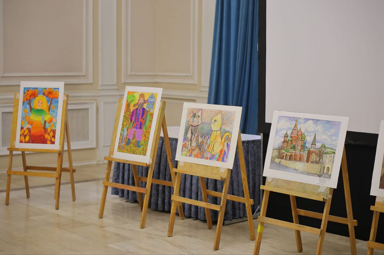 Сотню серпуховичей посвятили в первоклассники Сотню серпуховичей посвятили в первоклассники