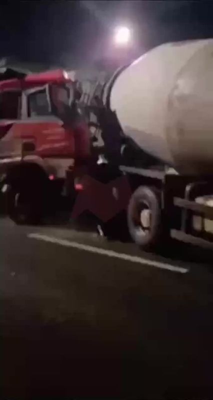 Гололед начал свою жатву в Подмосковье, где произошло массовое ДТП с участием грузовиков и легковушек