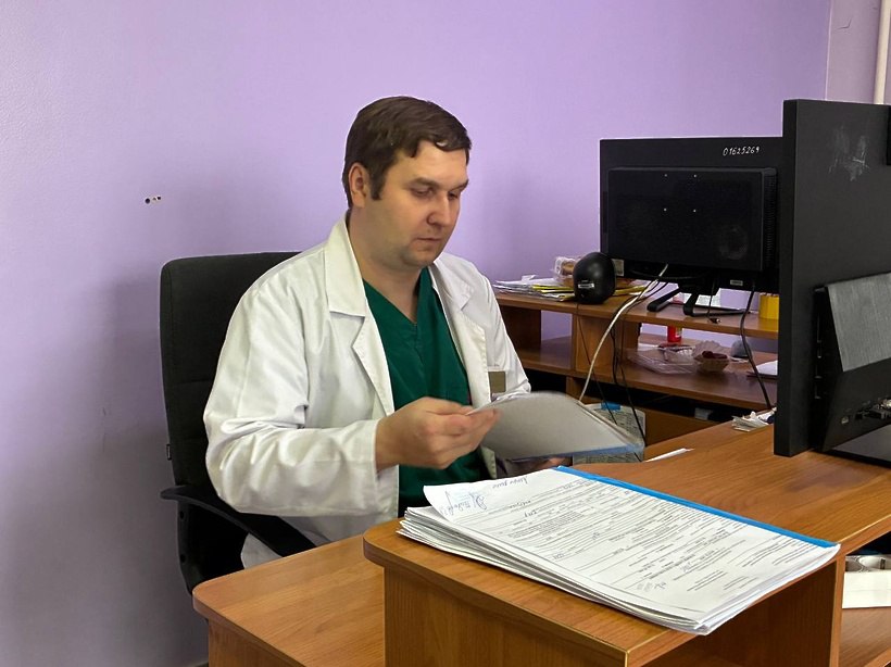 Новый заведующий отделением травматологииортопедии Новый заведующий отделением травматологииортопедии