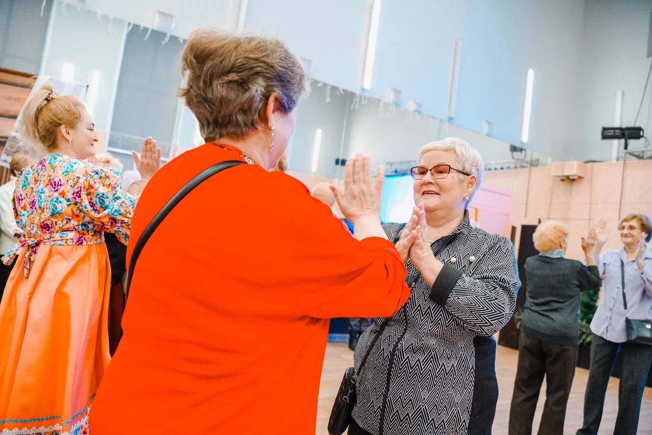 Более 300 пожилых жителей посетили спектакль «Не всё коту Масленица», представленный театральным коллективом «Эксклюзив» Более 300 пожилых жителей посетили спектакль «Не всё коту Масленица», представленный театральным коллективом «Эксклюзив»