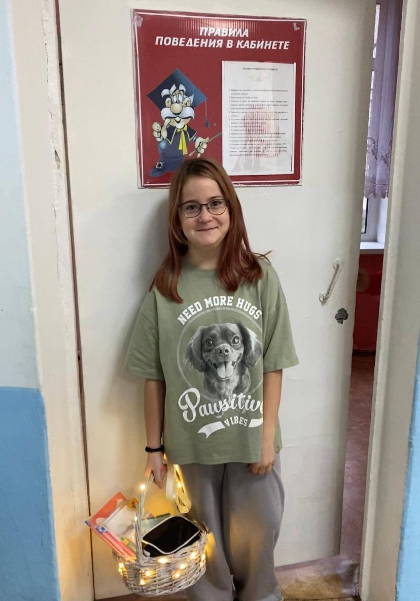 Прямо перед заслуженными каникулами в нашей гимназии (п. Васькино) царила особая атмосфера! Учебный день прошел без привычных тяжелых рюкзаков — был долгожданный «День без портфеля»! Ребята и учителя зарядились... Прямо перед заслуженными каникулами в нашей гимназии (п. Васькино) царила особая атмосфера! Учебный день прошел без привычных тяжелых рюкзаков — был долгожданный «День без портфеля»! Ребята и учителя зарядились...