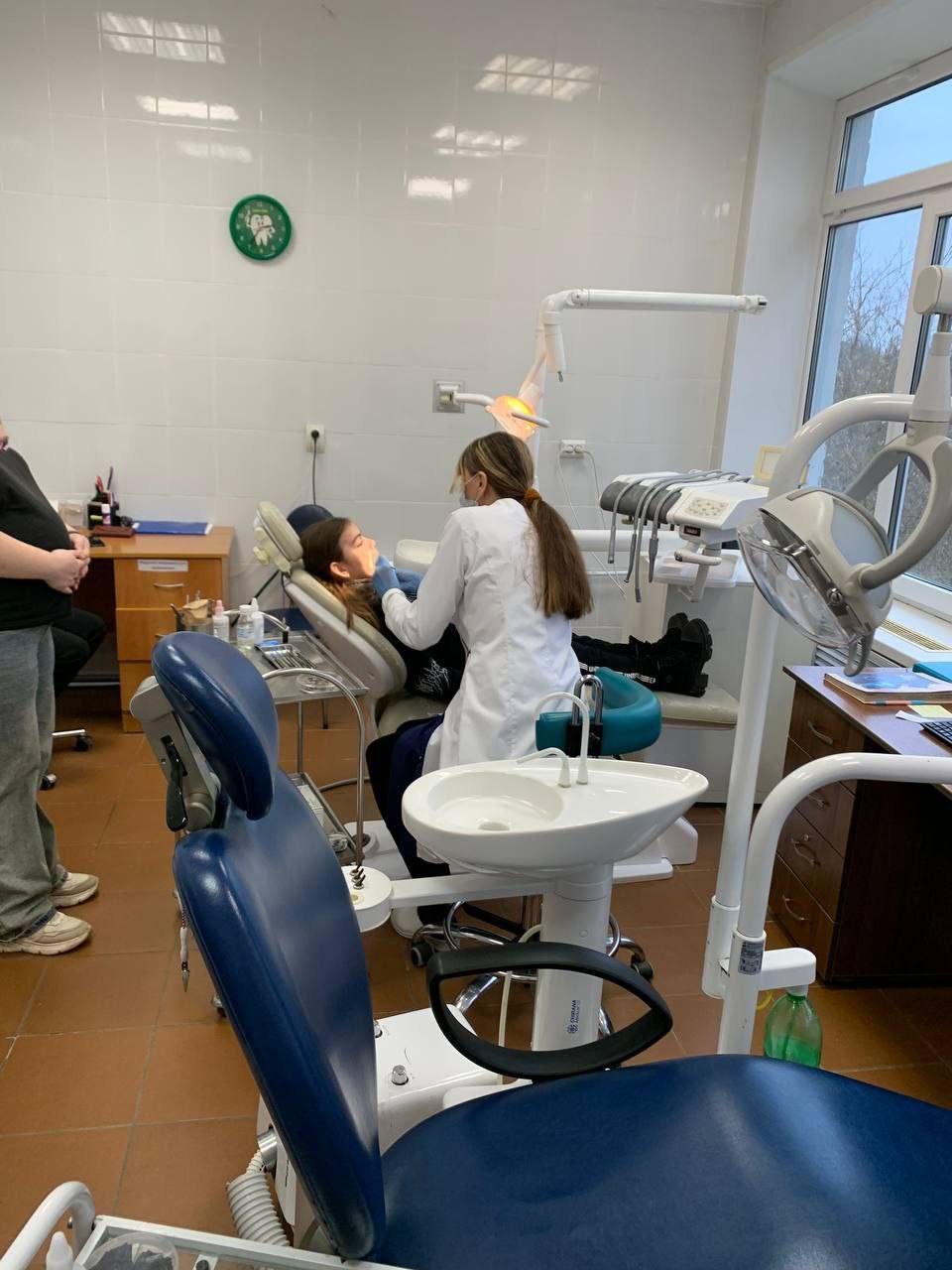 На протяжении нескольких дней ученики 10 классов школ муниципального округа Чехов Любучанской, №3 и №8 медицинского профиля посещали учреждения Чеховской городской больницы На протяжении нескольких дней ученики 10 классов школ муниципального округа Чехов Любучанской, №3 и №8 медицинского профиля посещали учреждения Чеховской городской больницы