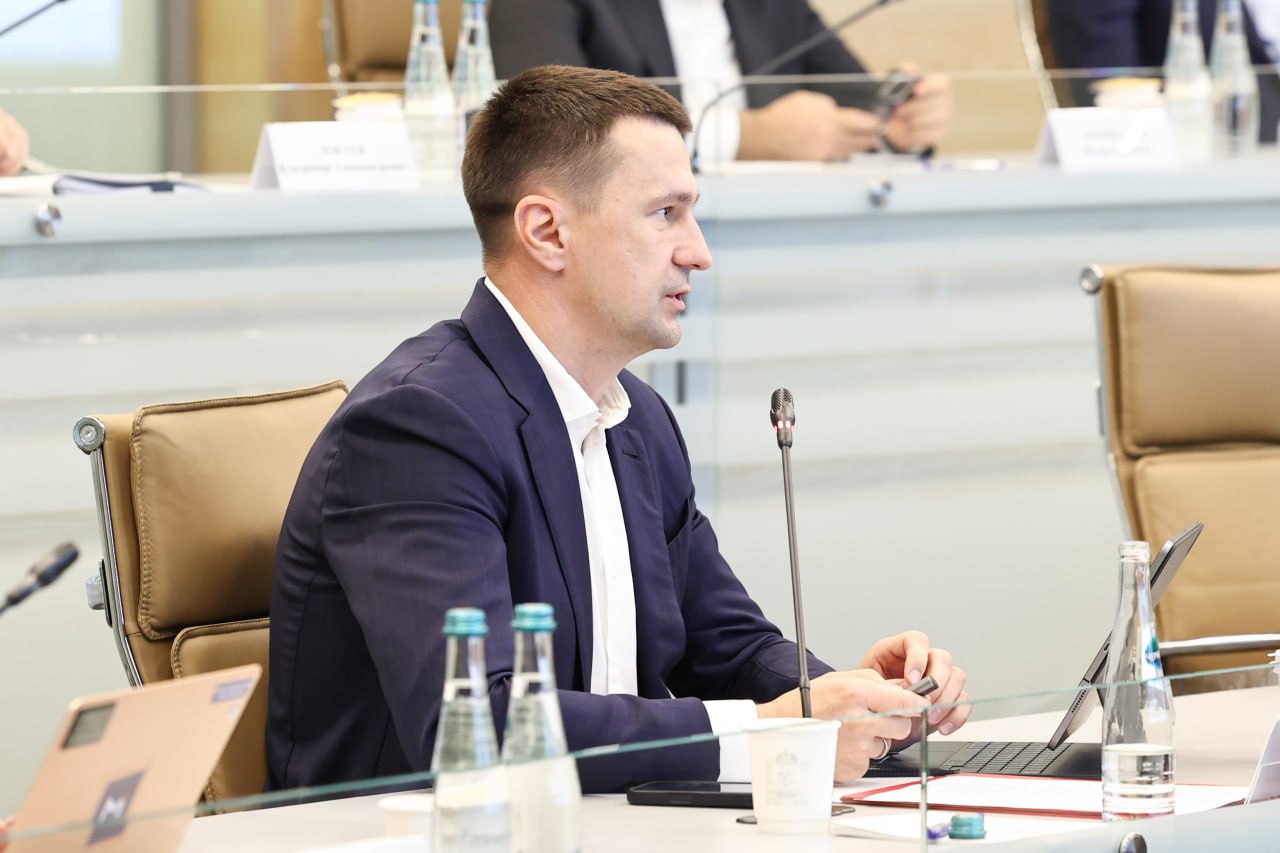 Для обеспечения безопасности дорожного движения в Подмосковье увеличат количество камер на дорогах, обустроят по стандарту пешеходные переходы и опасные повороты Для обеспечения безопасности дорожного движения в Подмосковье увеличат количество камер на дорогах, обустроят по стандарту пешеходные переходы и опасные повороты