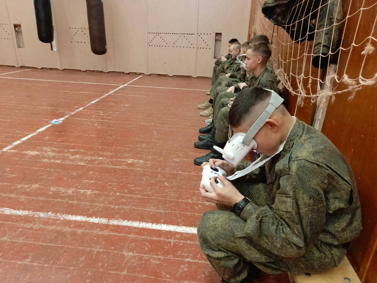 В ГОСТИ К КАДЕТАМ.. Командир взвода 8 класса МБОУ Любучанской СОШ м.о. Чехов вице сержант Крючкова Ксения посетила Святого Благоверного Великого Князя Александра Невского Кадетский Корпус Свято-Алексиевской Пустыни в... В ГОСТИ К КАДЕТАМ.. Командир взвода 8 класса МБОУ Любучанской СОШ м.о. Чехов вице сержант Крючкова Ксения посетила Святого Благоверного Великого Князя Александра Невского Кадетский Корпус Свято-Алексиевской Пустыни в...