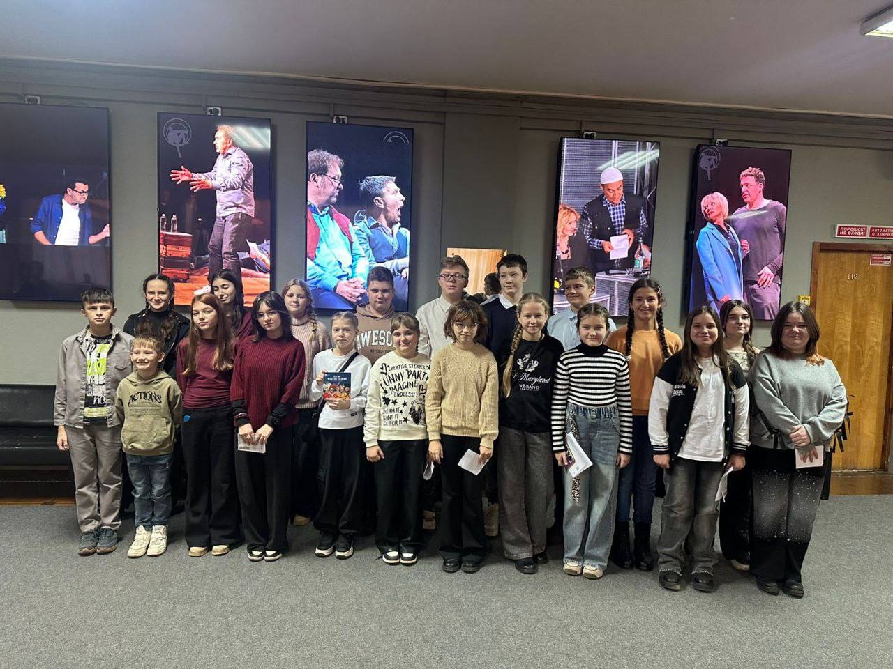 Замечательно начались каникулы у учеников 6а класса МБОУ Любучанской СОШ м.о. Чехов Замечательно начались каникулы у учеников 6а класса МБОУ Любучанской СОШ м.о. Чехов