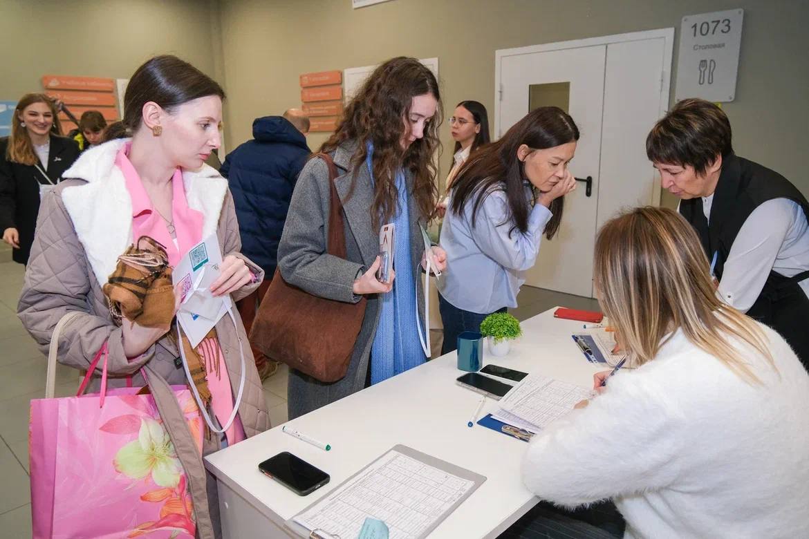 Нейросеть – это не только милые картинки с котиками, но и помощь в образовании Нейросеть – это не только милые картинки с котиками, но и помощь в образовании