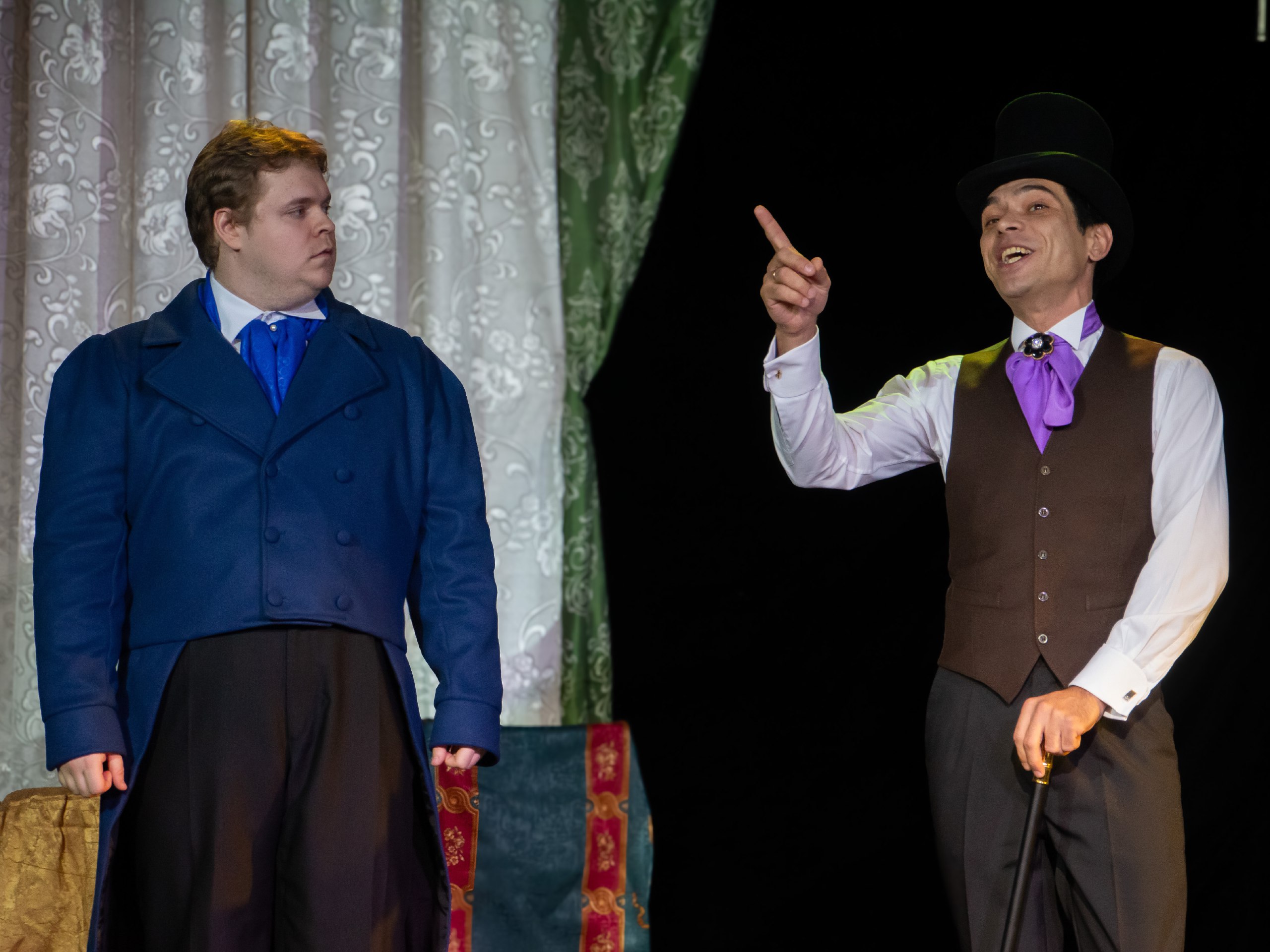 В Культурном центре имени Н.П. Васильева состоялось праздничное мероприятие, посвященное 20-летнему юбилею Молодёжного театра «МажорЪ» В Культурном центре имени Н.П. Васильева состоялось праздничное мероприятие, посвященное 20-летнему юбилею Молодёжного театра «МажорЪ»