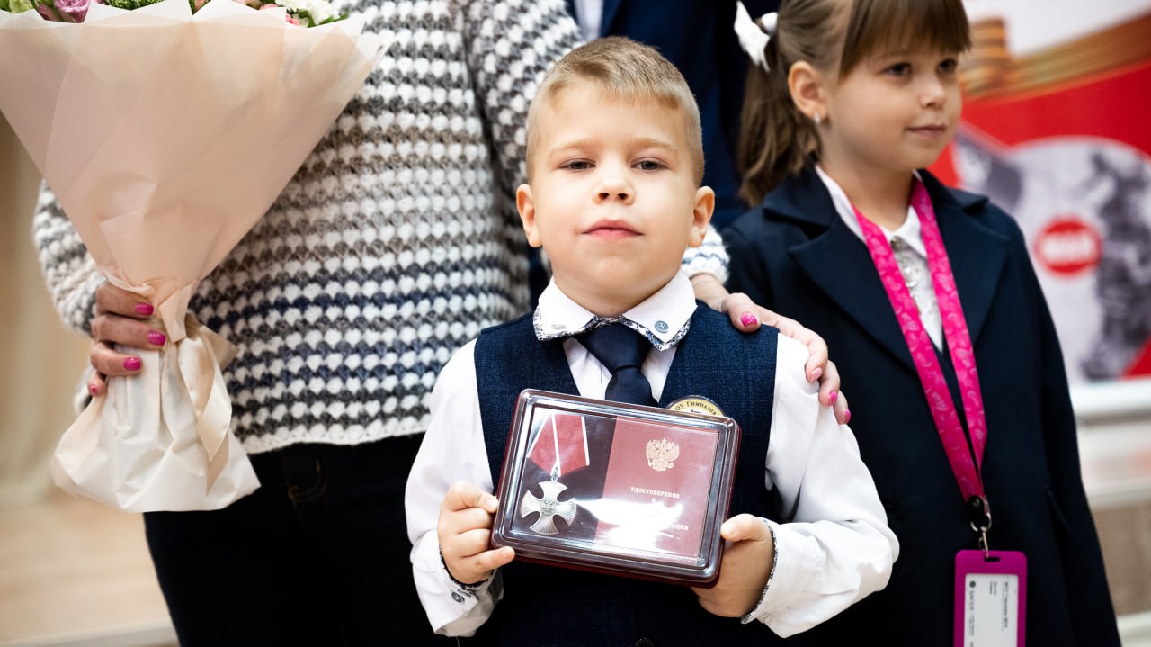 Владимир Волков: Люберчанин Дмитрий Долгих, многодетный отец, добровольцем отправился в зону проведения специальной военной операции в августе 2023 года Владимир Волков: Люберчанин Дмитрий Долгих, многодетный отец, добровольцем отправился в зону проведения специальной военной операции в августе 2023 года