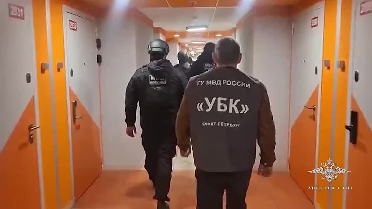 В Петербурге задержали пособников телефонных мошенников из Украины