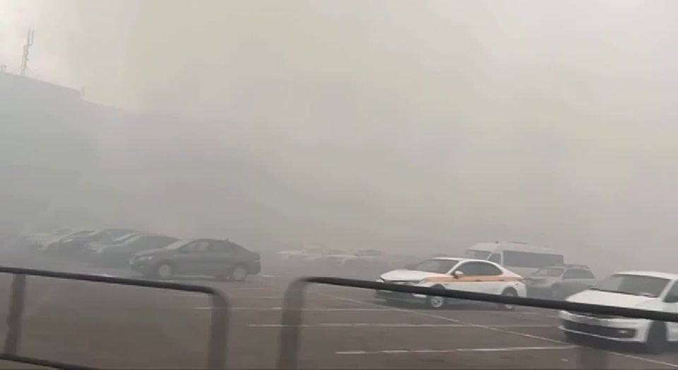 Пожар на складе в подмосковных Мытищах локализовали на площади 900 квадратных метров — МЧС РФ