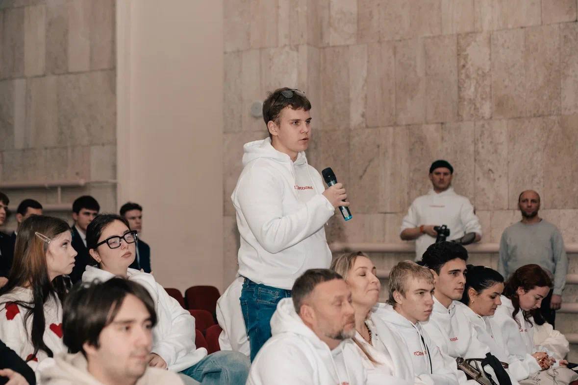 В Домодедово прошёл кинопоказ в рамках проекта «СМОТРИ.ЗНАЙ.ДУМАЙ!» В Домодедово прошёл кинопоказ в рамках проекта «СМОТРИ.ЗНАЙ.ДУМАЙ!»