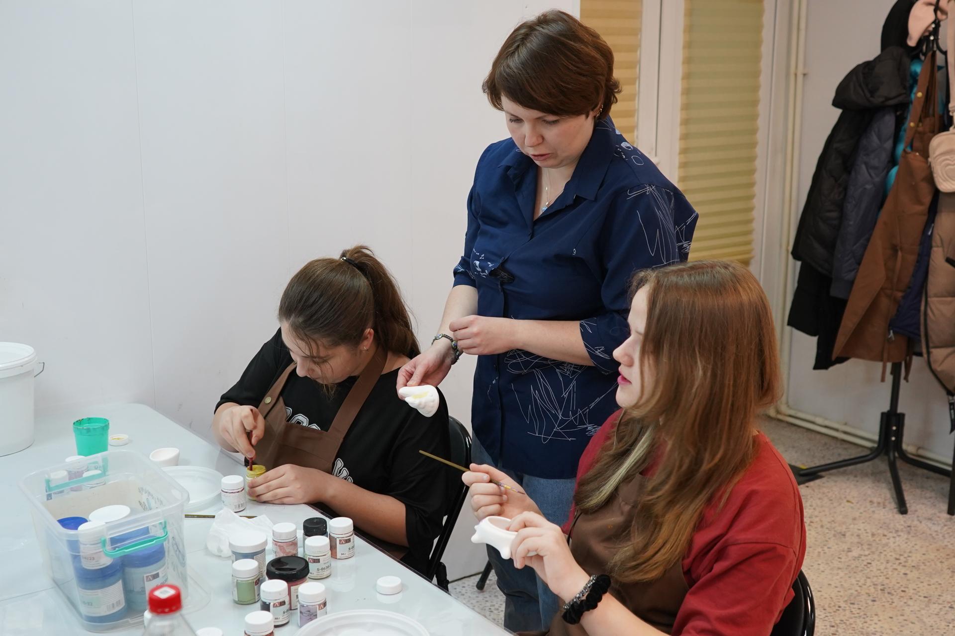 Художник-керамист Мария Благородная создала в поселке Михнево творческое пространство для детей и взрослых Художник-керамист Мария Благородная создала в поселке Михнево творческое пространство для детей и взрослых