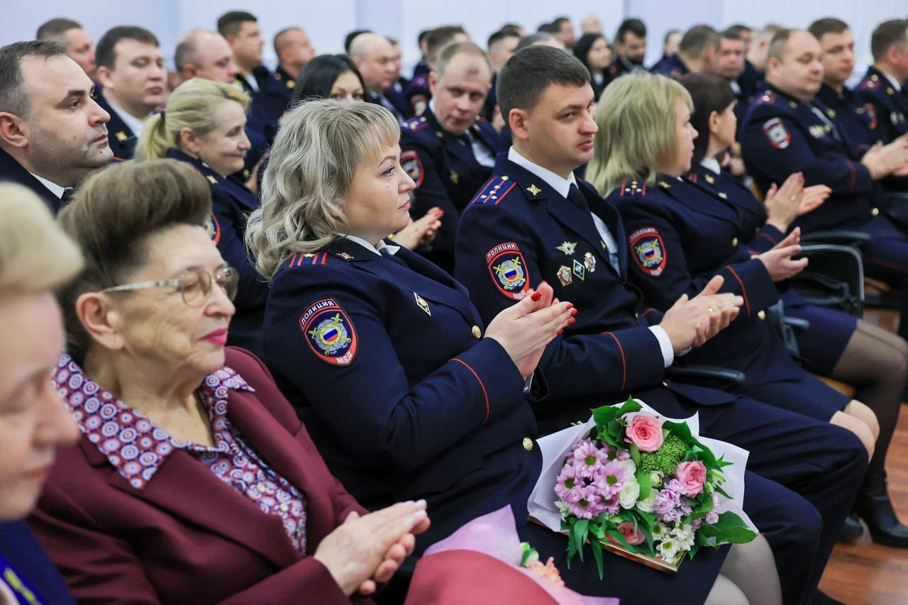 Участковых Долгопрудного поздравили с профессиональным праздником Участковых Долгопрудного поздравили с профессиональным праздником