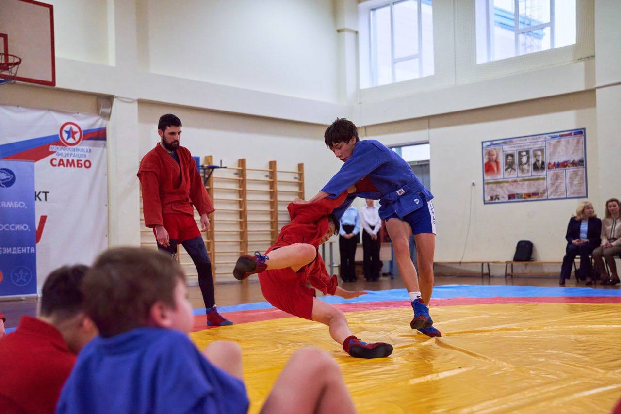 В преддверии Всероссийского Дня самбо прошел открытый урок проекта «Самбо в школу» В преддверии Всероссийского Дня самбо прошел открытый урок проекта «Самбо в школу»