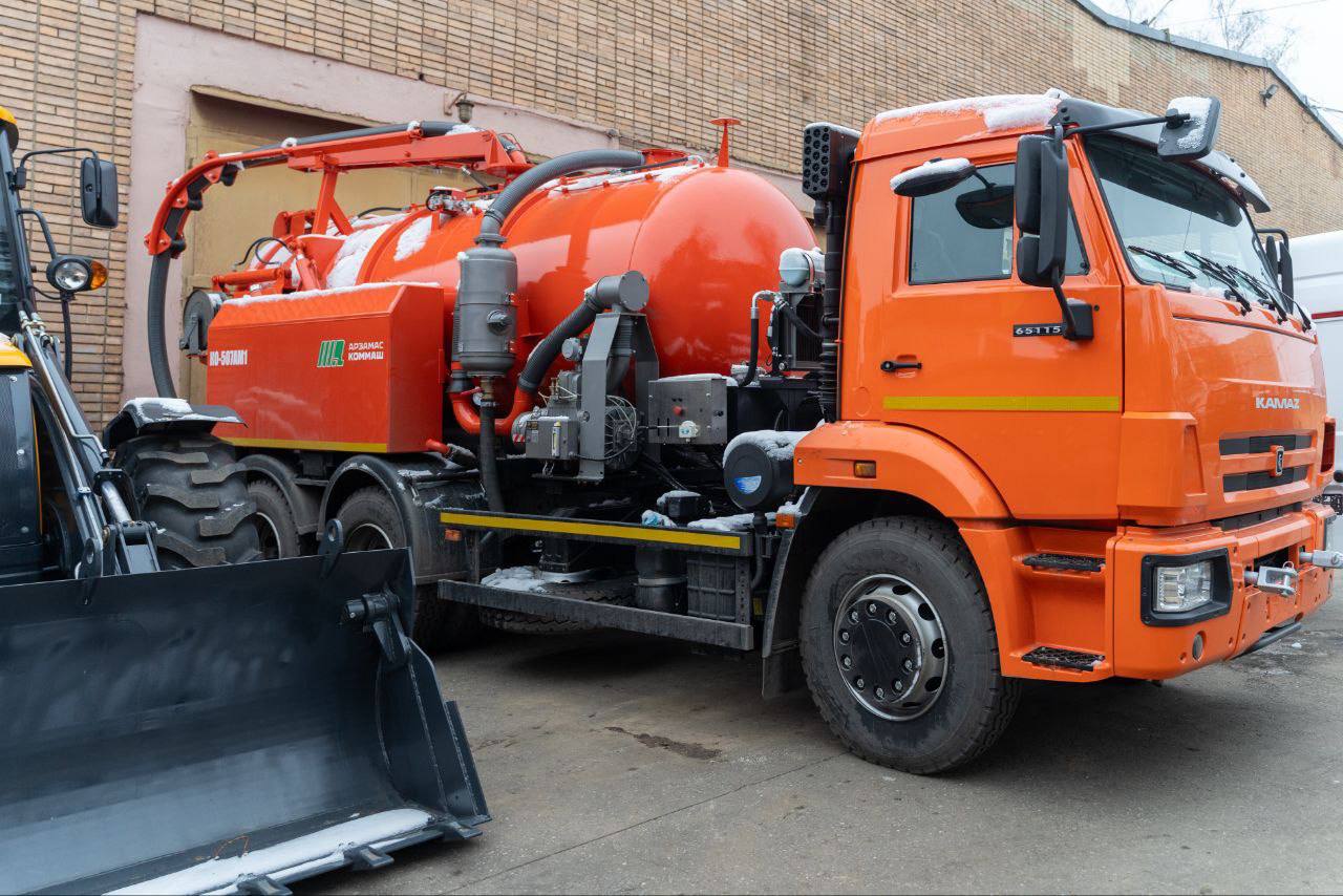 Обновили парк спецтранспорта МП "Теплоцентраль" Обновили парк спецтранспорта МП "Теплоцентраль"